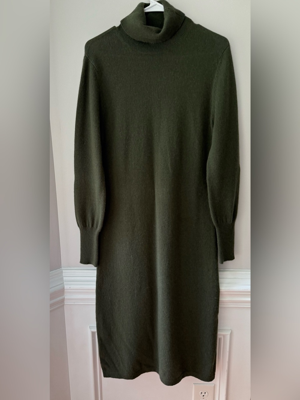 Neiman Marcus Olive Green Turtleneck Cashmere Sweater Dress Size L